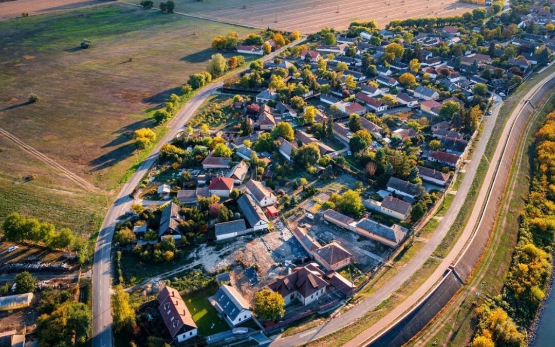 Hollandia megrohamozta ezt a rejtett magyar falut, nem fogod elhinni az okát, hihetetlen ami történt