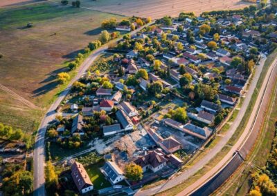 Hollandia megrohamozta ezt a rejtett magyar falut, nem fogod elhinni az okát, hihetetlen ami történt