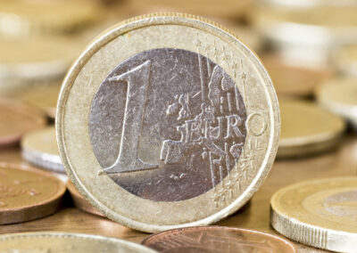 Megszólalt a szakértő a magyar euróról bevezetéséről, meglepő dátumot dobtak be a váltásra, de nagy a kockázat